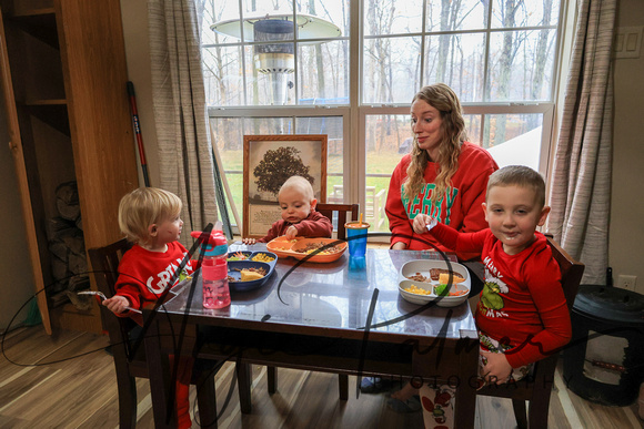 Palmer Christmas 2023-01